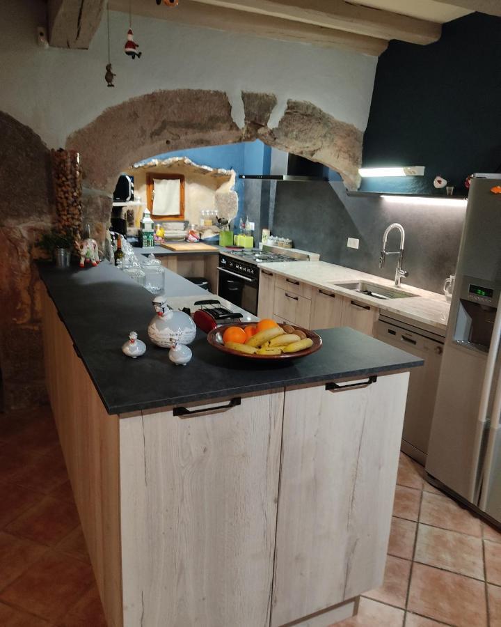 La Pierre Trouee Chambre D'Hotes Châteauneuf-de-Randon Exteriér fotografie