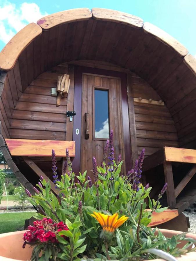 La Pierre Trouee Chambre D'Hotes Châteauneuf-de-Randon Exteriér fotografie