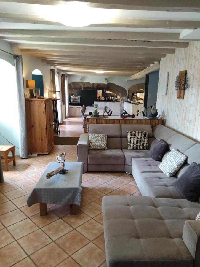 La Pierre Trouee Chambre D'Hotes Châteauneuf-de-Randon Exteriér fotografie