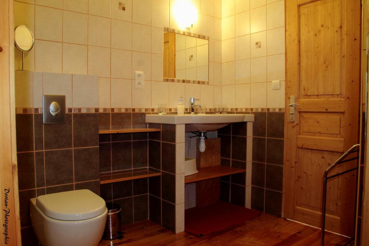 La Pierre Trouee Chambre D'Hotes Châteauneuf-de-Randon Exteriér fotografie